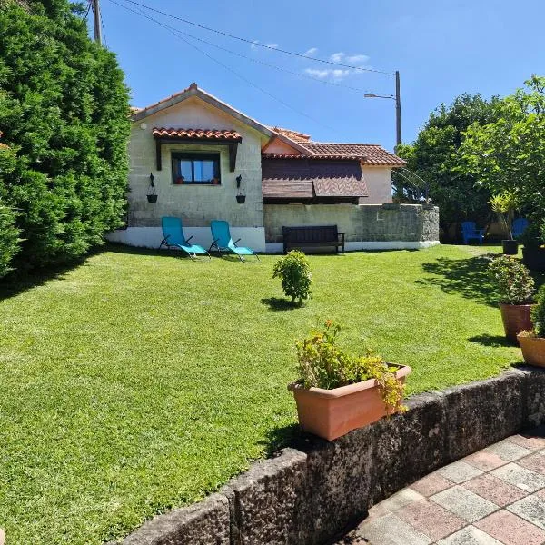 Chousiña, hotel a Santa María