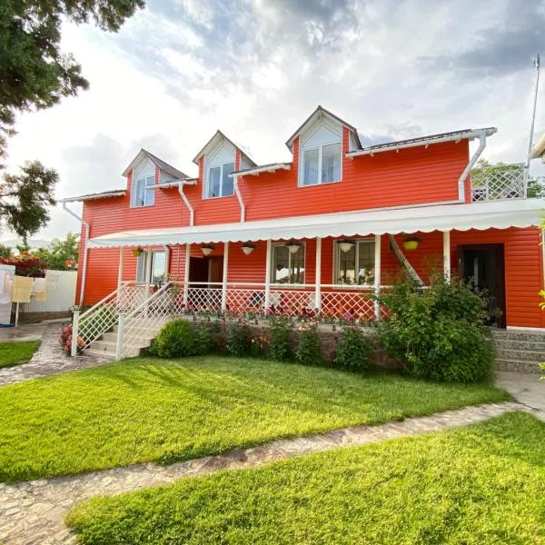 Osobyi Guest house, hotel v destinaci Cholpon-Ata