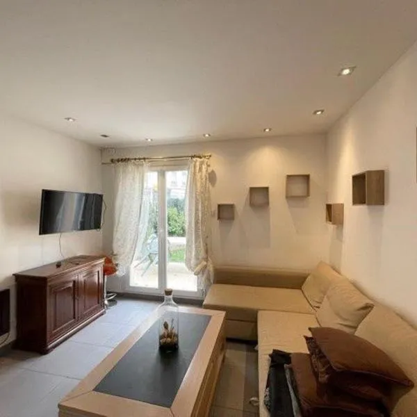 Villeurbanne Super Apartment in residence, hotel in Villeurbanne