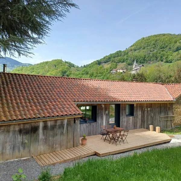 La grange, entre Pyrénées et Andes, hotel in Seich