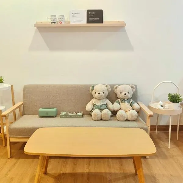 Secret Muji Vintage Building ห้องลับมูจิในตึกวินเทจ、Ban Song Hongのホテル