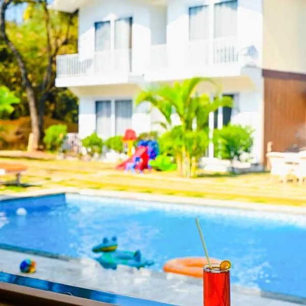 Tvessa - A boutique hotel, hotel din Morjim