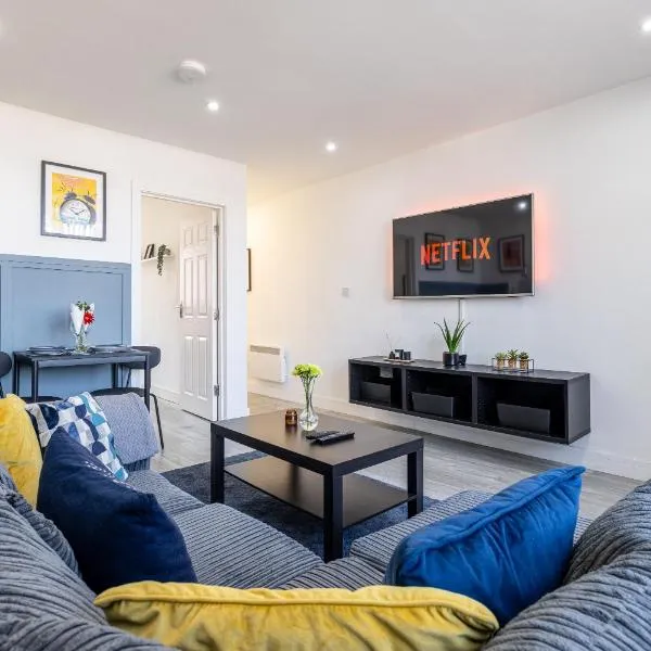 RNM - Business Pro Ready, Private Access Entire Place, Kitchen and bathrooms with all Amenities, Fast WiFi, Smart Tv, Premium Bed, Parking Nearby, hotel v destinaci Halesowen