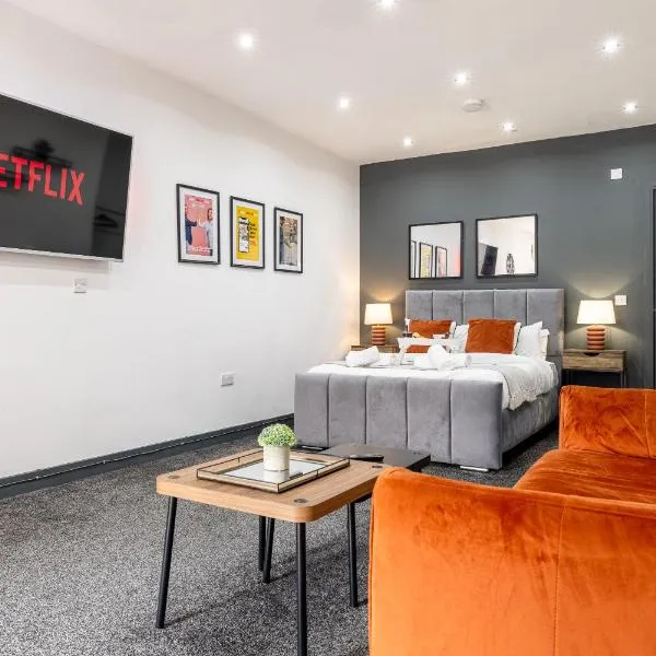 RNM - Business Contractor Ready, Quiet, Private Access & Entire Place, Kitchen & Washroom with amenities, Smart Tv, Easy Access, Fast Starlink WiFi, Parking Nearby, hotel v destinaci Old Hill