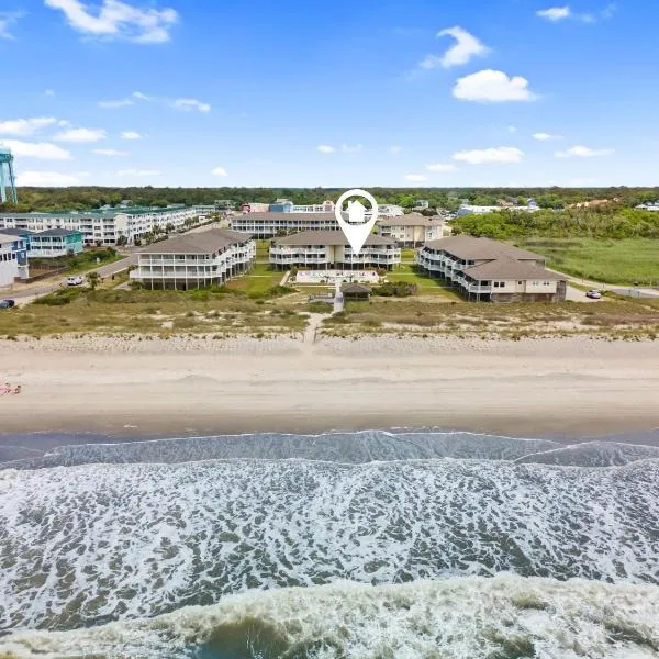 Southern Shores Oak Island Oceanfront with Pool Villa, hotel in Oak Island