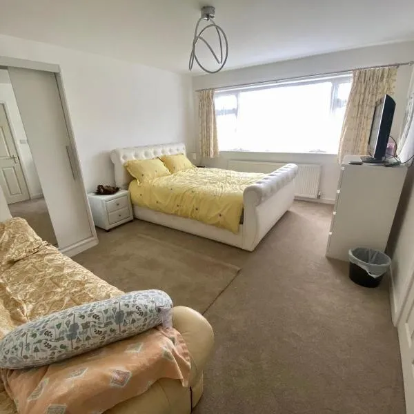 Raj Rentals Ensuite, hotel a Birmingham