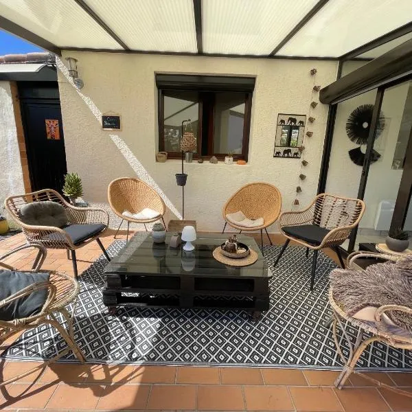 Maison Familiale avec Jardin & Parking privé, hotel in Les Sables-d'Olonne