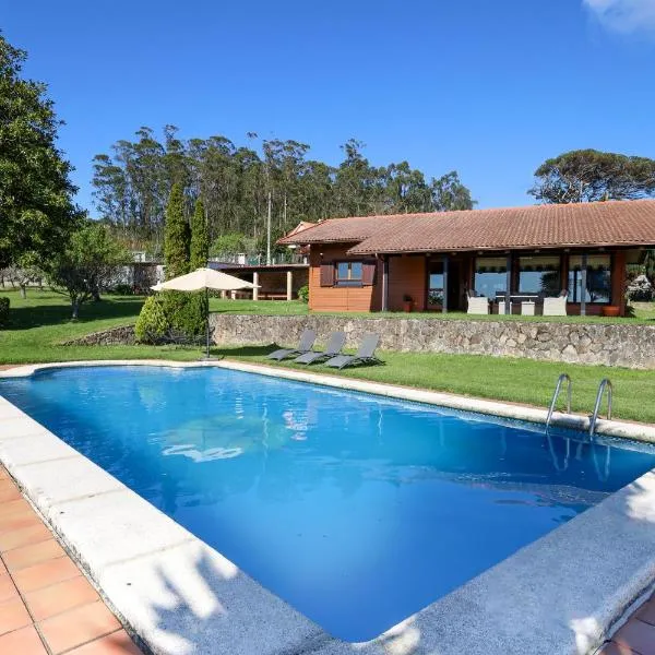 YourHouse Lar de Lagos, hotelli kohteessa Bueu