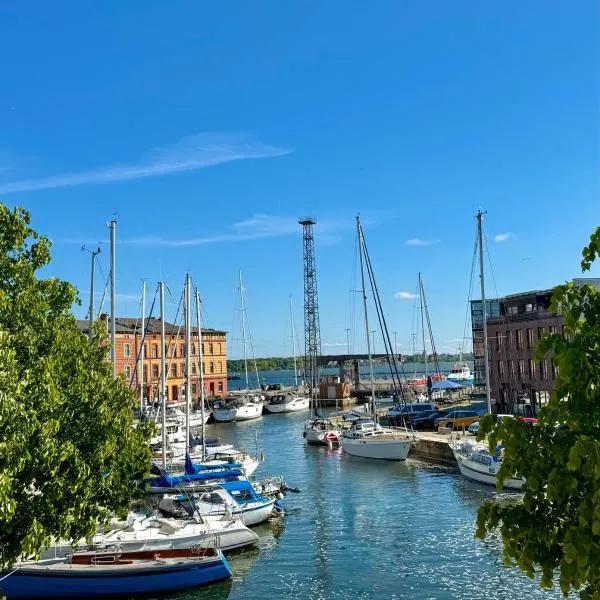 Hafenapartment Schipperhus mit Wasserblick, hotel en Stralsund