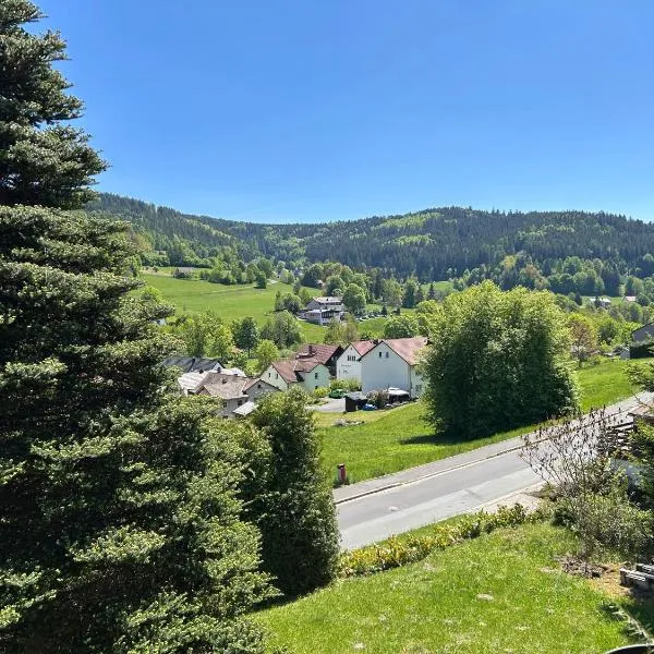 Elsa's Waldnest-Nähe Fichtelsee, hotel v destinaci Warmensteinach