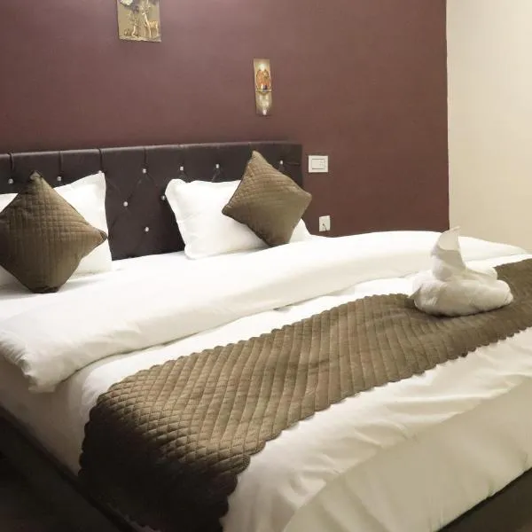 Posh Hotel-Best Business Hotel in Gulbarga, hotel in Gulbarga