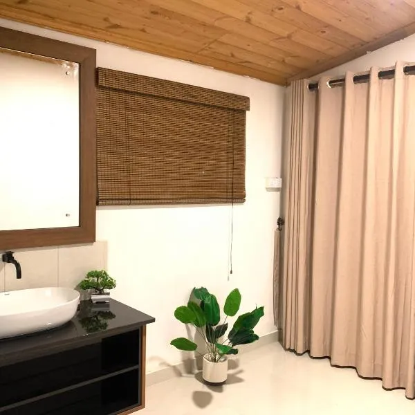 The Villa Kashyapa, hotel in Anuradhapura