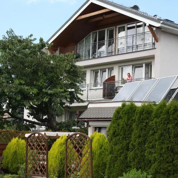Villa Jaś i Małgosia, hotel in Ostrowo