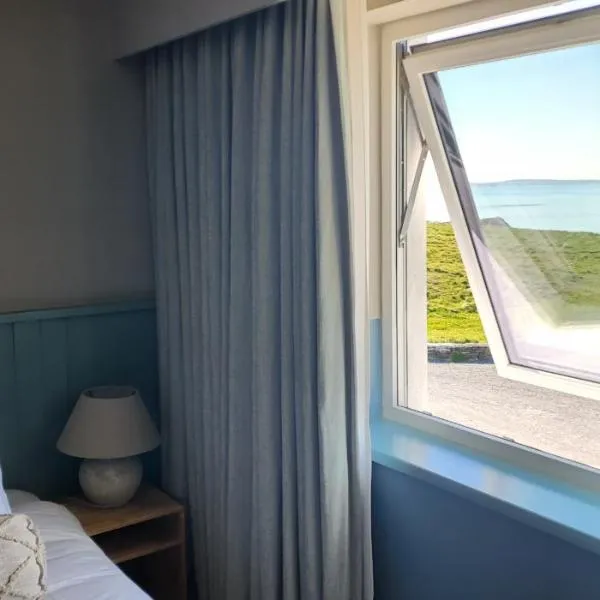 Doonmore Hotel, Bar & Restaurant, hotel v destinaci Inishbofin