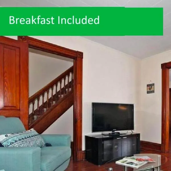 Niagara Sky Line 2- Walk to the Falls & Complimentary Breakfast Delivered Daily to the Rental, hotel v destinaci Niagara Falls