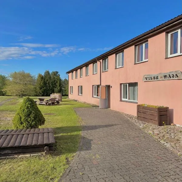 Kaņiermāja, hotel v destinaci Lapmežciems