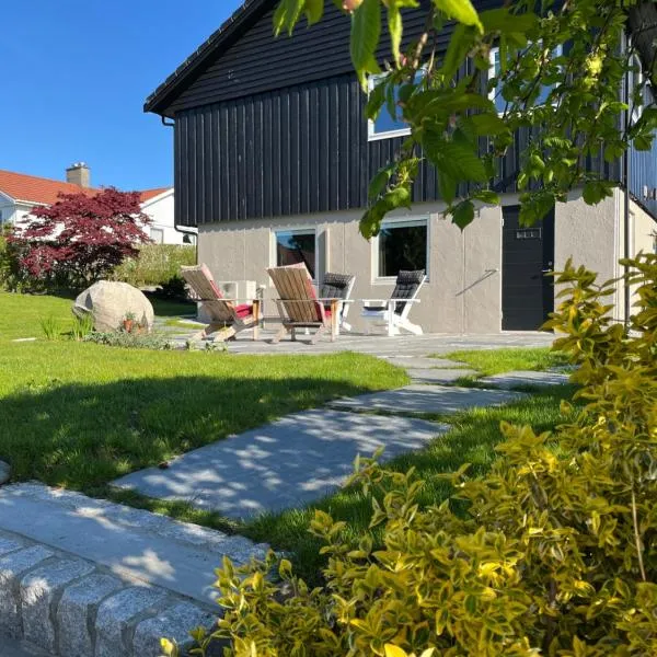 Cosy studio in peaceful spot, hotel in Sandnes