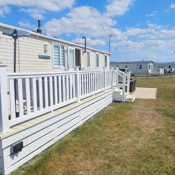 Gull Court 3 Double Bed Caravan, hotel din Morfa Bychan