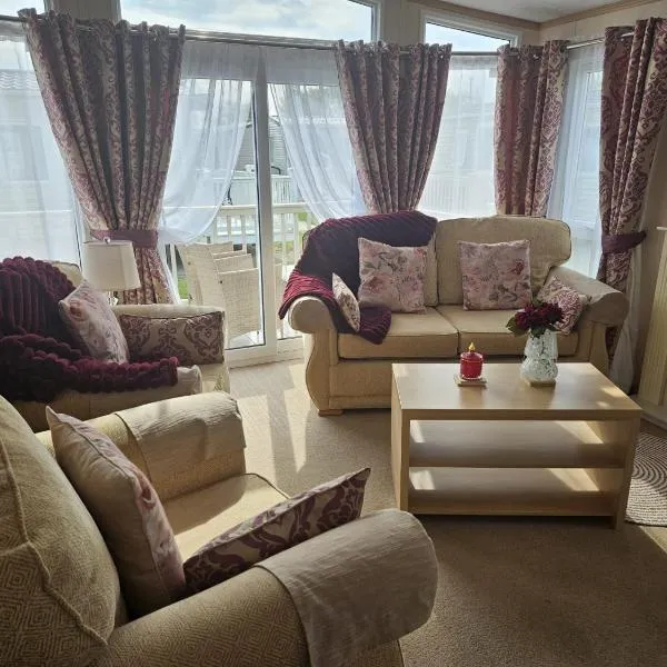 Lbn Caravan, hotel in Kinmel Bay