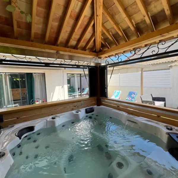 Chez Rose, hotel v destinaci Châteauneuf-lès-Martigues