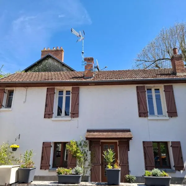 Filicaria Gite, hotel v destinaci Chambon-sur-Voueize