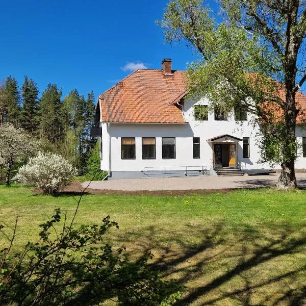 Gnöttlerum bei Vimmerby Die Schule, hotell sihtkohas Gnöttlerum