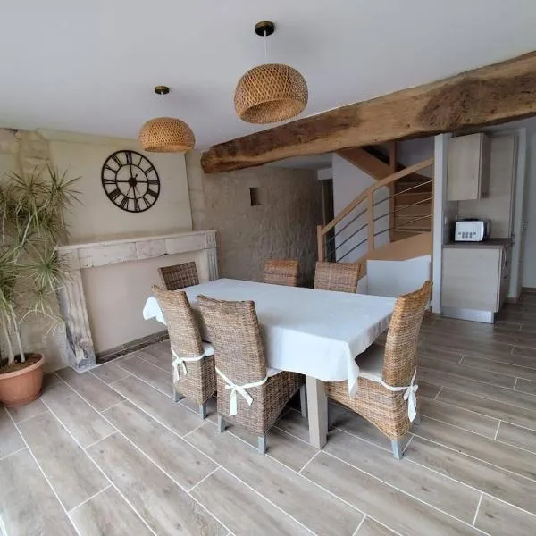 Gîte de charme à Loudun, hótel í Loudun