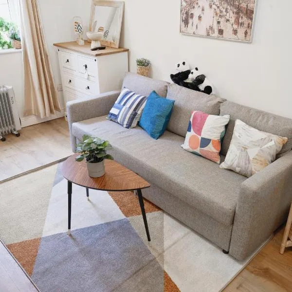 Cozy 2-Bedroom Detached Home No-7, hotell sihtkohas Dublin