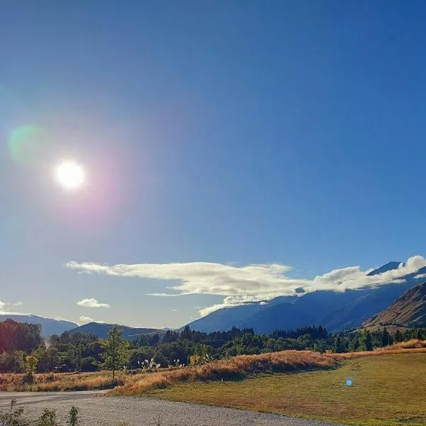 Station Rise Retreat，位于皇后镇的酒店