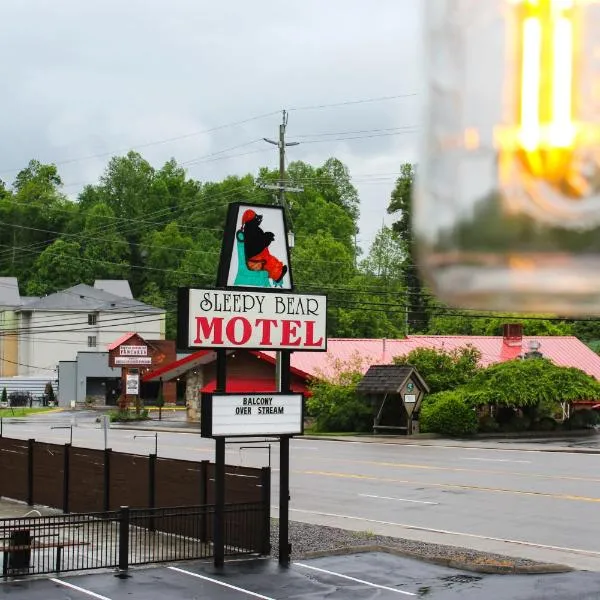 Sleepy Bear Motel, khách sạn ở Gatlinburg