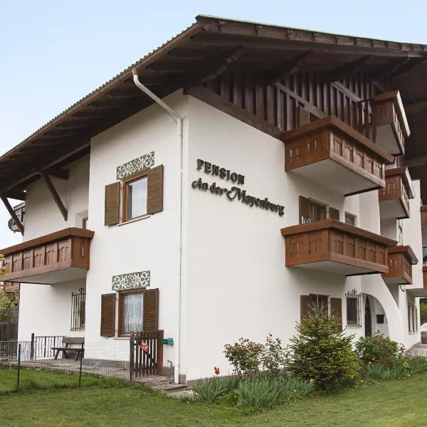 Pension an der Mayenburg: Vollan'da bir otel