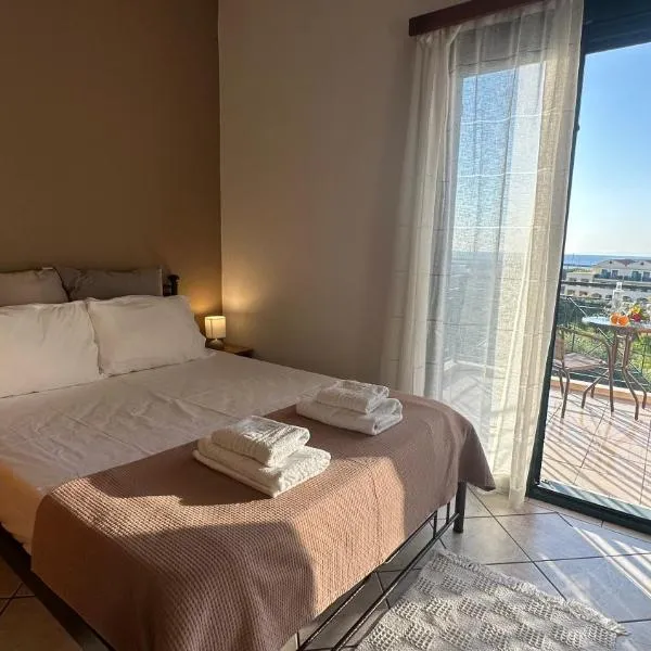 Sea Breeze Studio, hotel in Karlovasi