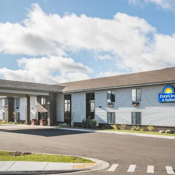 Days Inn & Suites by Wyndham Wausau, hotel in Wausau