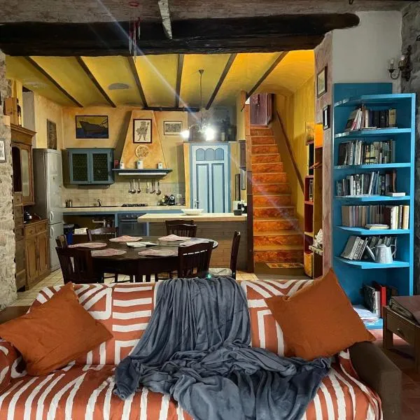 La casa di Ele, hotel v destinaci Apricale