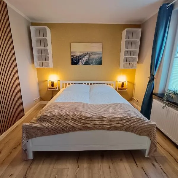 Nordseezimmer Koje - WLAN, Parkplatz, eigenes Bad, Fahrradschuppen, Rollladen, hotel in Otterndorf