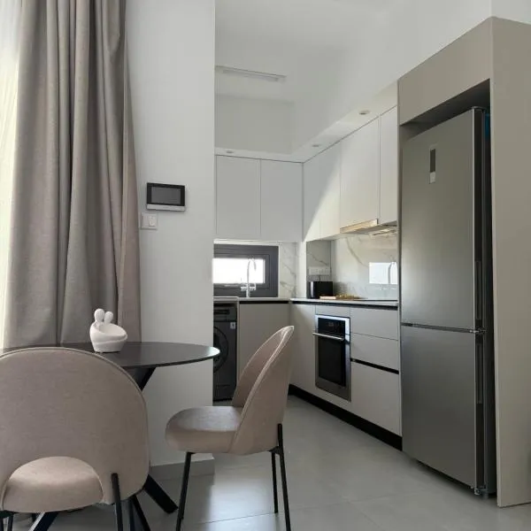 ΘΕΑ 5 Comfortable 1BR and 2BR Apartments, hotel di Dhromolaxia