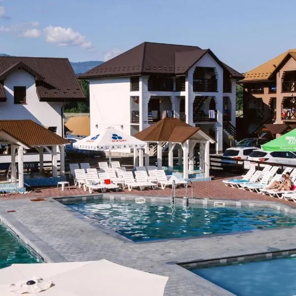 Hotel BILYI AIST, hotel a Solotvino
