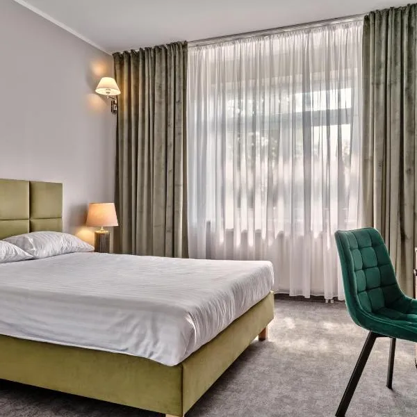 Pałac Potockich w Będlewie, hotel v destinaci Będlewo
