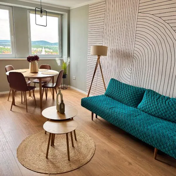 Panorama View Deluxe Apartment, hotel in Veszprém