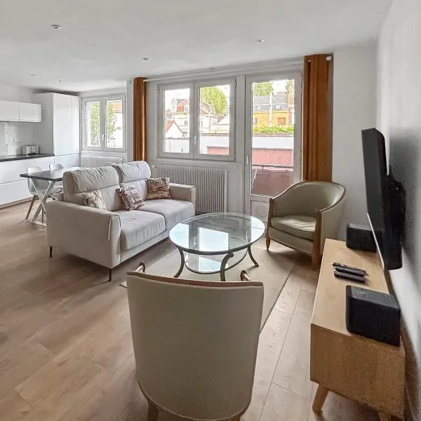 Aux portes de Lille, grand T3 avec balcon et Wi-Fi, hotel in Loos