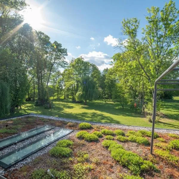 Modernes Gartenatelier am Mühlenfließ, hotel v destinaci Görsdorf