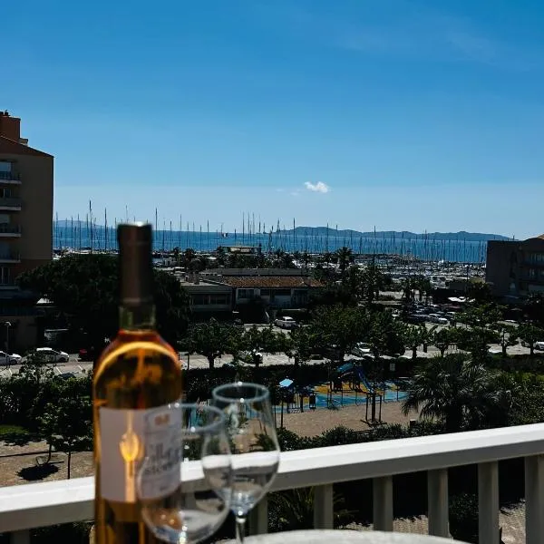 La Marine' Hyères, hotel v destinaci Hyères