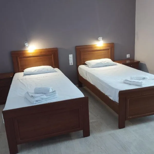 Panos Apartments, hotel in Laganas