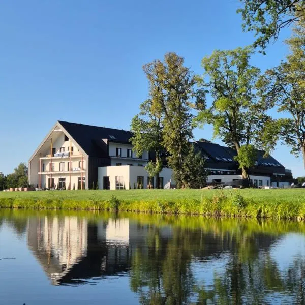 Natural Hotel-Ostróda-basen, spa na III kondygnacji-pokoje wellness z saunami, hotel v destinaci Ostróda