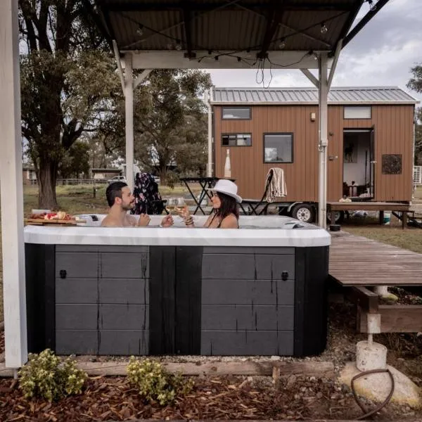 Odyssean Tiny House B by Tiny Away, hotel v destinaci Cessnock