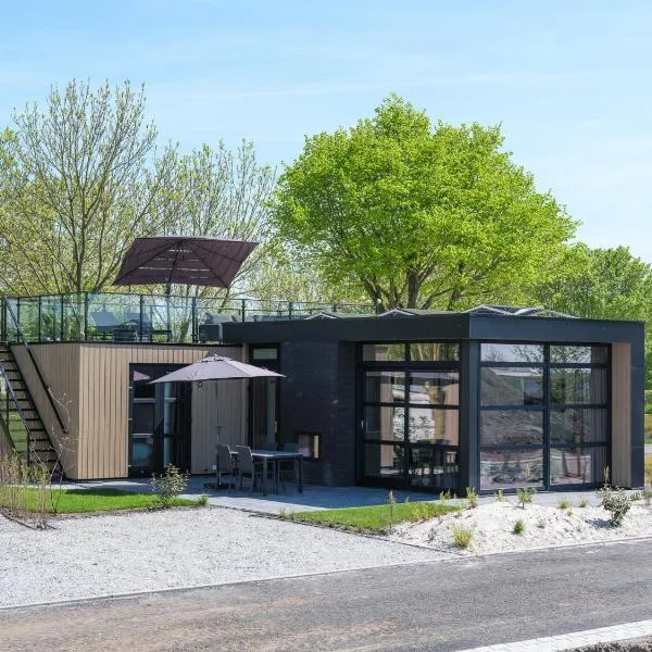 MarinaPark Beach Resort Soal | Beachfront villas, хотел в Воркум