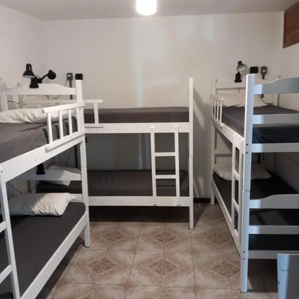 Cabo Frio Fun Hostel, hotel v destinaci Cabo Frio