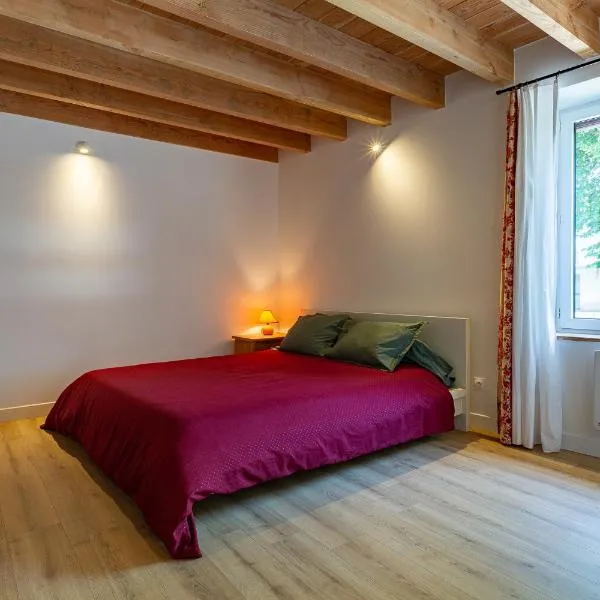 L'Arche aux Peyruches, hotel em Assieu