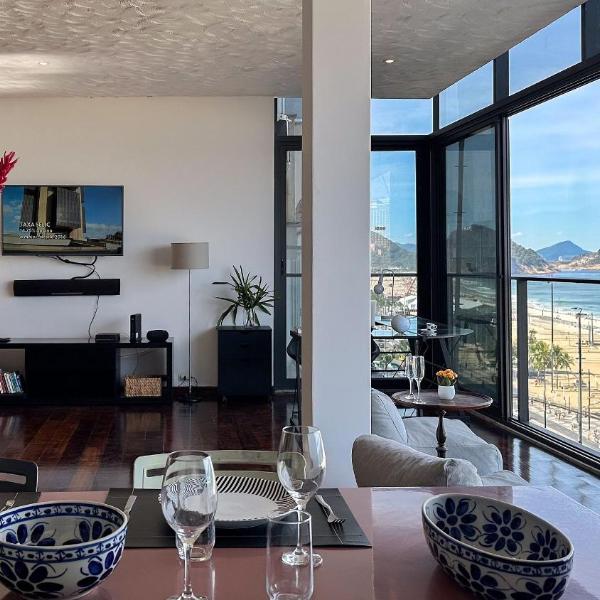HR.368 - Lindo apartamento de 3 quartos frente mar Avenida Atlantica para locação temporada