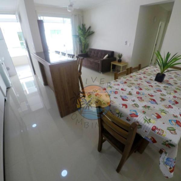 Apartamento na Zona Central da Praia com 02 Dormitórios - Foto 4